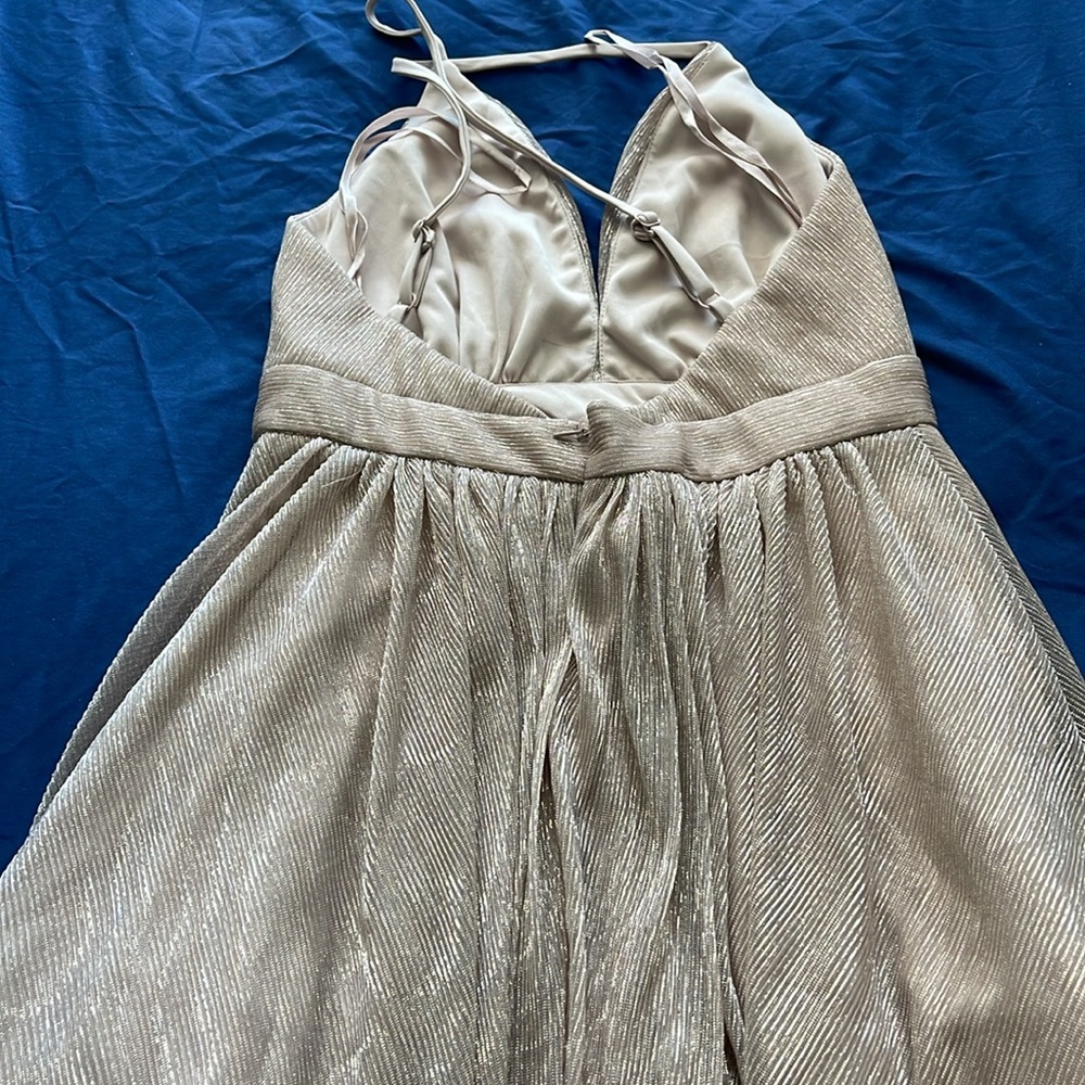 Dress - Picture 4 of 6
